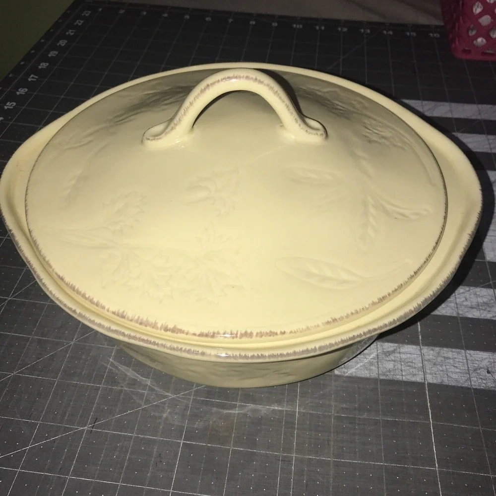 Rachael Ray Cucina Stoneware Casserole Dish Lid 2‎ QT Beige 4